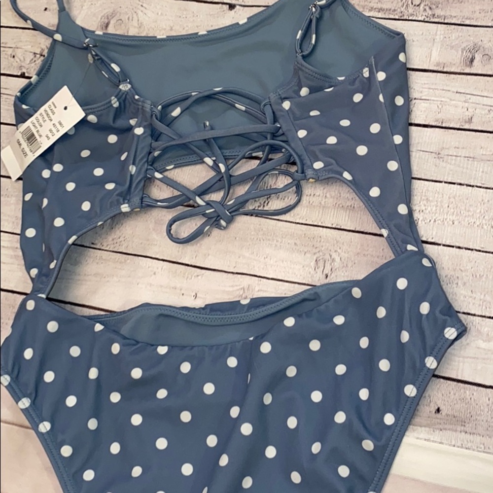 💧 LA Hearts Cabo Zip Keyhole One Piece Swimsuit - Picture 6 of 6